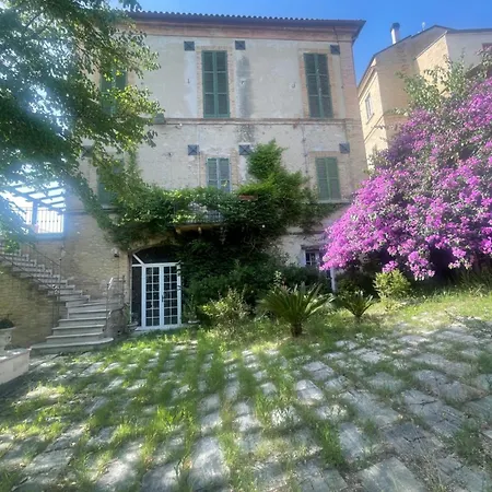 Apartment Relax Nel Borgo Abruzzese *